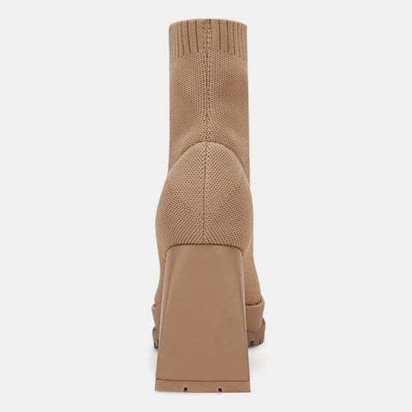 NEW Sock Boots Platform Chunky Heel Booties Square Toe Slip size 9 - Picture 5 of 6